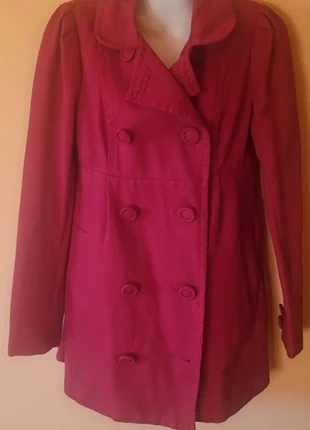 Precioso abrigo de Stradivarius talla S color Rojo, marque: Stradivarius, état: Très bon état, taille: S / 36 / 8, 12,00 €, 13,30 € Protection acheteurs incluse