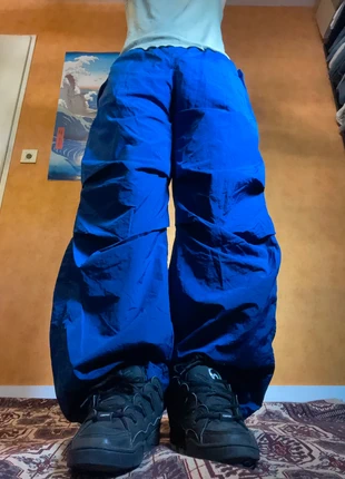 Parachutepant y2k bleu large Trackpant baggy jnco style, brand: Bershka, condition: Very good, size: S, €22.90, €24.75 includes Buyer Protection Pro