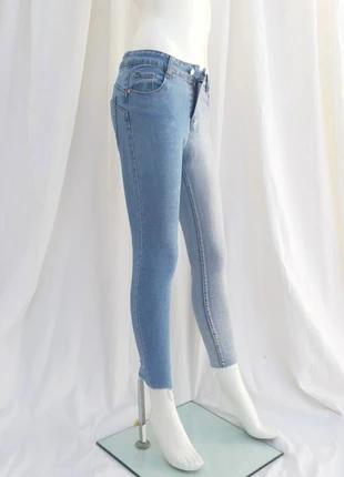 Jeans aderente slim azzurro tight light blue two-tone moulant eng, schmal, hellblau, zweifar . S, marque: + size, état: Très bon état, taille: S / 36 / 8, 4,00 €, 4,90 € Protection acheteurs incluse