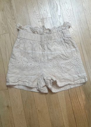 Short fluide en dentelle crème bohème chic, marque: Zohoha, état: Très bon état, taille: XS / 34 / 6, 4,00 €, 4,90 € Protection acheteurs incluse