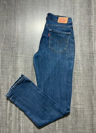 Jeans/ pantalon Levi’s femme coupe classique straigth - bleue foncée - Taille 36FR/ S / 8US (W26), marke: Levi's, zustand: Sehr gut, größe: S / 36 / 8, 17,50 €, 19,08 € inklusive Vinted-Käuferschutz