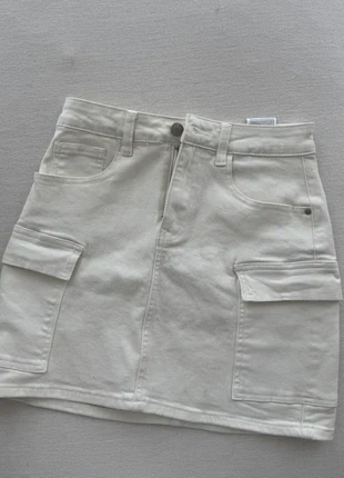 White Cargo Mini Skirt – Redial, merk: redial, staat: Nieuw zonder prijskaartje, maat: S / 36 / 8, € 18,00, € 19,60 inclusief Kopersbescherming