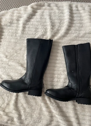 Botte noire taille 41, marque: pas de marque, état: Neuf sans étiquette, taille: 41, 10,00 €, 11,20 € Protection acheteurs incluse