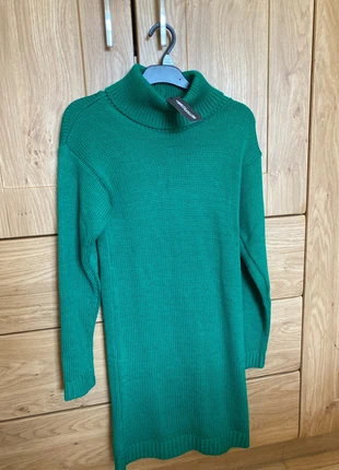 NWT PrettyLittleThing Emerald Green Roll Neck Knitted Sweater Dress - Size XS, brand: PrettyLittleThing, condition: New with tags, size: XS / 34 / 6, €10.00, €11.20 includes Buyer Protection