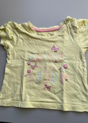 Leuk shirts, merk: Primark, staat: Goed, maat: 6-9 maanden / 68 cm, € 1,00, € 1,75 inclusief Kopersbescherming