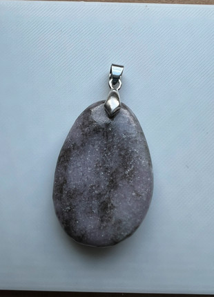 Pendentif lépidolite, marque: Pierre naturelle, état: Très bon état, 5,00 €, 5,95 € Protection acheteurs incluse