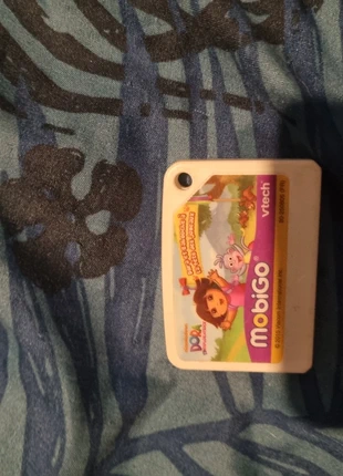 Jeux mobigo dora, merk: MobiGo, staat: Heel goed, maat: 3 jaar / 98 cm, € 2,00, € 2,80 inclusief Kopersbescherming