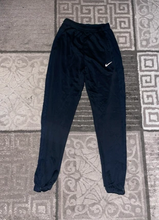 Nike Vintage Trackpants Trackpant Trainingshose Sporthose Cargohose Chinohose Jeans Hose Pantalon, marque: Nike, état: Bon état, taille: XS, 20,00 €, 21,70 € Protection acheteurs incluse