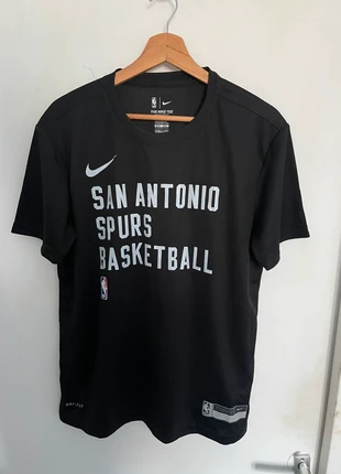 🏀 Nike NBA San Antonio Spurs Dri-Fit T-Shirt – Size L, marque: Nike, état: Neuf avec étiquette, taille: L, 30,00 €, 32,20 € Protection acheteurs incluse