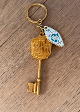 Tower of Terror keychain from Disneyland Paris, merk: Disneyland Paris, staat: Heel goed, € 9,99, € 11,19 inclusief Kopersbescherming