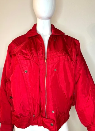 Veste rouge vintage Cécilene - Style unique et éclatant, marque: cécilene, état: Bon état, taille: M / 38 / 10, 16,00 €, 17,50 € Protection acheteurs incluse