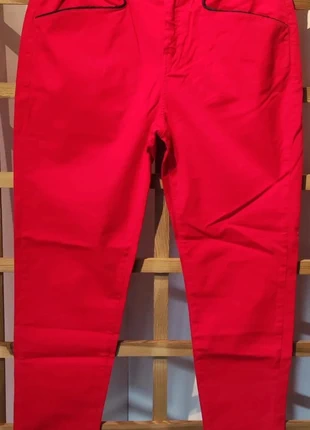 Hublot Mode Marine , Pantalon Chino Femme taille 40 , Womens Pant size L, brand: Hublot, condizioni: Nuovo con cartellino, taglia: L / IT 44 / EU 40, €22.50, €24.33 include la Protezione acquisti