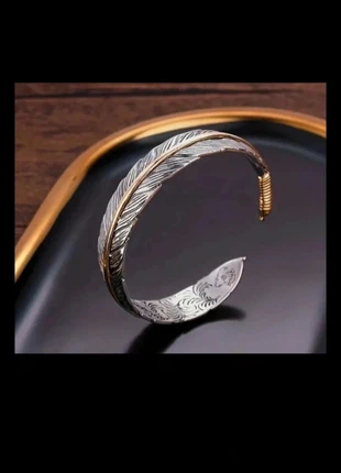 Bracelet Homme Plume en métal argenté et doré,  neuf, marque: viking x, état: Neuf sans étiquette, taille: 21 mm, 10,00 €, 11,20 € Protection acheteurs (Pro) incluse