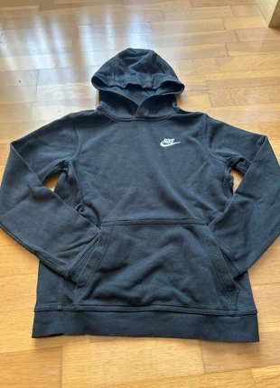 Pull Nike enfant en L, merk: Nike, staat: Heel goed, maat: L, € 20,00, € 21,70 inclusief Kopersbescherming