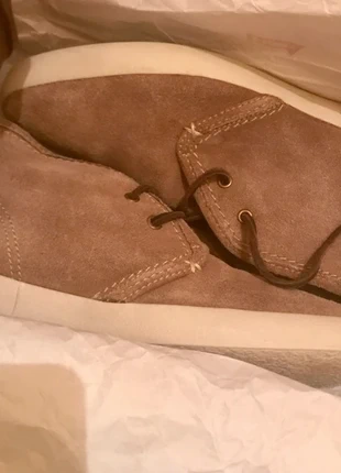 Desert Boots Chukka Levi's, marque: Levi's, état: Neuf sans étiquette, taille: 41, 30,00 €, 32,20 € Protection acheteurs incluse