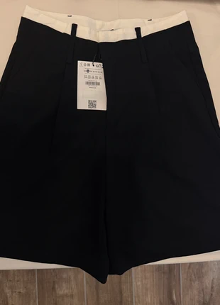 Bershka Oversized Black Bermuda Shorts, brand: Bershka, condition: New with tags, size: XS / 34 / 6, €10.00, €11.20 includes Buyer Protection