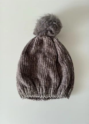 Gorro gris con pompón, marque: CHIC, état: Satisfaisant, taille: Universel, 3,00 €, 3,85 € Protection acheteurs incluse
