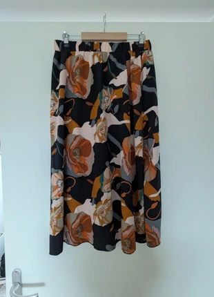 Gebloemde rok, staat: Heel goed, maat: L / 40 / 12, € 2,50, € 3,33 inclusief Kopersbescherming