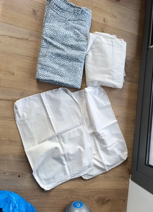 Housse de couette+drap housse ikea, merk: IKEA, staat: Heel goed, maat: 220-240 cm x 220-260 cm, € 15,00, € 16,45 inclusief Kopersbescherming