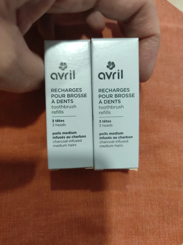 Lot de deux paquets recharge de 3 têtes pour brosse à dents avril