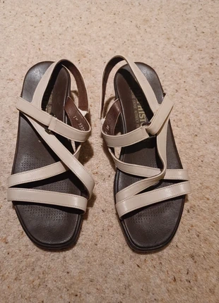 Mephisto fawn leather women's sandals. Size 38, brand: Mephisto, condition: Very good, size: 5, £15.00, £16.45 includes Buyer Protection