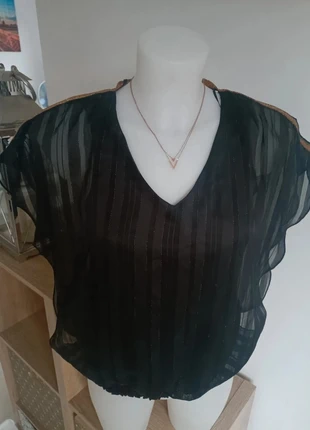 Haut noir cache cache, marque: Cache Cache, état: Très bon état, taille: M / 38 / 10, 4,50 €, 5,43 € Protection acheteurs incluse