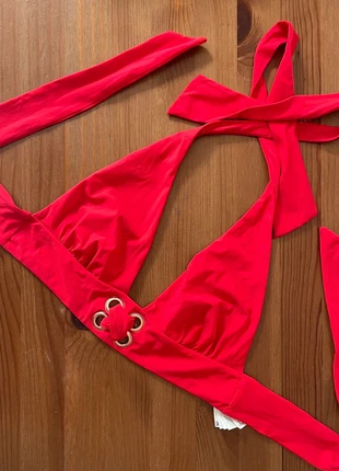 Haut de maillot de bain rose corail  Étam– Taille M – Détails dorés & effet corset, marke: Etam, zustand: Sehr gut, größe: M / 38 / 10, 8,00 €, 9,10 € inklusive Vinted-Käuferschutz