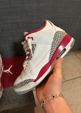 Jordan 3 cardinal red, marque: Jordan, état: Neuf sans étiquette, taille: 43, 100,00 €, 105,70 € Protection acheteurs incluse