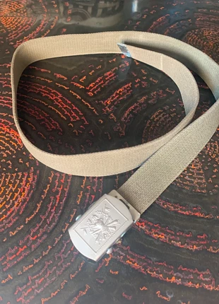 Cinta vintage arma militare italiana anni novanta, merk: arma militare italiana, staat: Goed, maat: 95 cm, € 3,50, € 4,38 inclusief Kopersbescherming