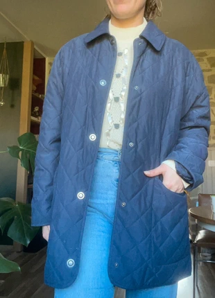 Veste matelassée vintage années 90 oversize, marque: Vintage Dressing, état: Très bon état, taille: M / 38 / 10, 17,00 €, 18,55 € Protection acheteurs (Pro) incluse