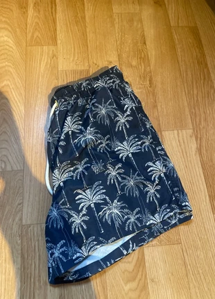 Short de bain kiabi palmier, marque: Kiabi, état: Très bon état, taille: M, 2,00 €, 2,80 € Protection acheteurs incluse
