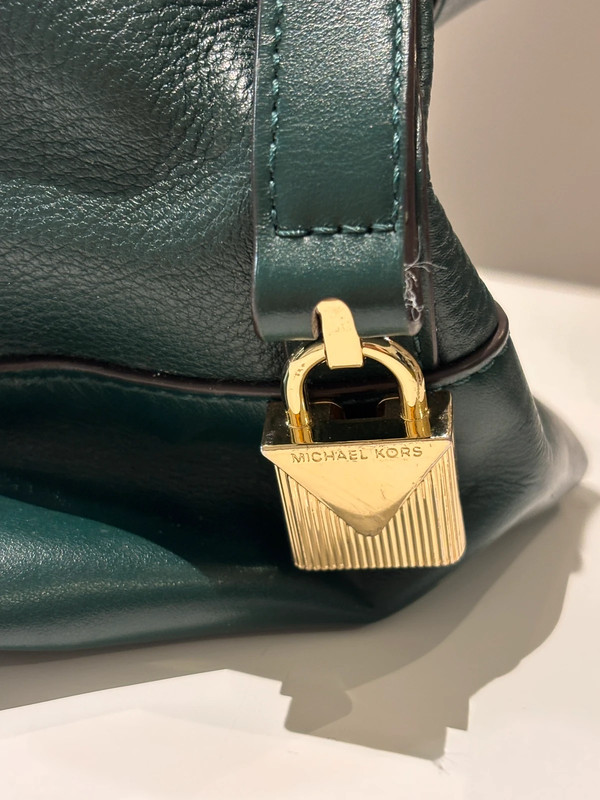 Michael kors crosby large shoulder hotsell