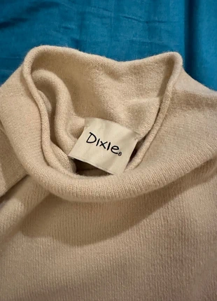 Maglioncino Dixie color panna, marke: Dixie, zustand: Sehr gut, größe: Einheitsgröße, 15,00 €, 16,45 € inklusive Vinted-Käuferschutz