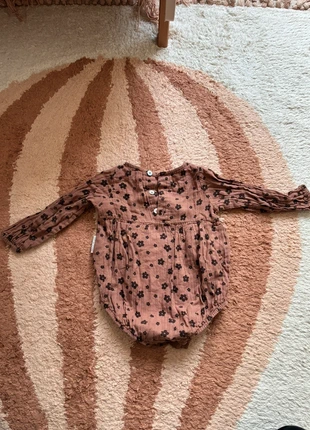 Leuke romper, marque: Petit Blush, état: Bon état, taille: 6-9 mois / 68 cm, 4,00 €, 4,90 € Protection acheteurs incluse