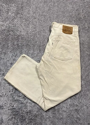 Pantalon Lévis en velours 515 blanc cassé W34 L34 #123, brand: Levi's, condizioni: Buone, taglia: IT 44 | W34, €20.00, €21.70 include la Protezione acquisti