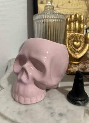 Pot tête de mort rose poudré, marque: Flying Tiger, état: Très bon état, 4,00 €, 4,90 € Protection acheteurs incluse