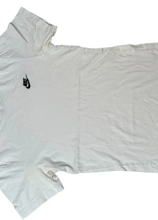 T-shirt nike blanc logo brodé - XS, marke: Nike, zustand: Gut, größe: XS, 6,00 €, 7,00 € inklusive Vinted-Käuferschutz
