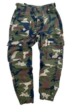 military cargo pants camouflage camo size 36 S, marca: Bershka, estado: Muito bom, tamanho: S / 36 / 8, €8.00, €9.10 inclui Proteção do Comprador