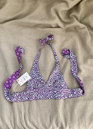 Top réversible dos nu à fleurs pull and bear, marque: Pull & Bear, état: Neuf avec étiquette, taille: XS / 34 / 6, 12,00 €, 13,30 € Protection acheteurs incluse