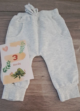 Bas de Jogging, marca: Tape à l'œil, estado: Bom, tamanho: 3-6 meses / 62 cm, €1.00, €1.75 inclui Proteção do Comprador