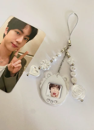 Charme de telephone Jin BTS, marca: Marlamade, estado: Nuevo sin etiquetas, 3,50 €, 4,38 € Protección al comprador Pro incluida