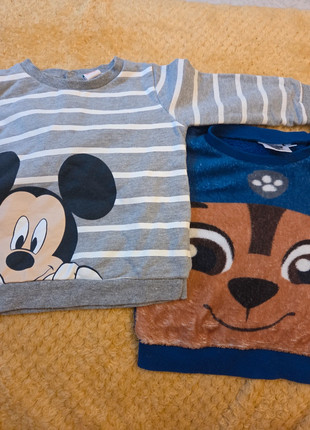 Lot pull, marque: Disney Baby, état: Bon état, taille: 9-12 mois / 74 cm, 2,00 €, 2,80 € Protection acheteurs incluse