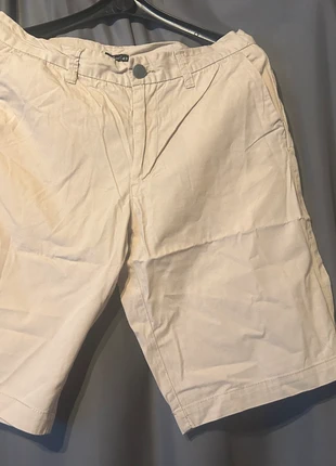 🍀 Superbe Bermuda Influx Crème T:42 TBE, merk: Influx, staat: Heel goed, maat: W32 | FR 42, € 3,50, € 4,38 inclusief Kopersbescherming