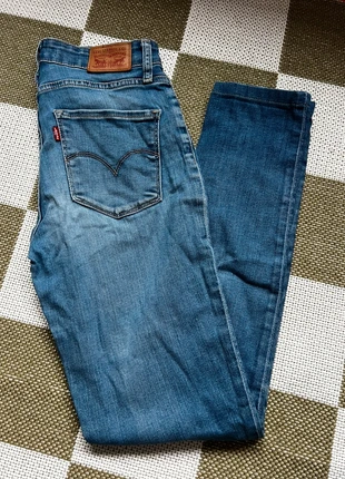 Jean Levis High rise skinny, brand: Levi's, condizioni: Ottime, taglia: S / IT 40 / EU 36, €10.00, €11.20 include la Protezione acquisti