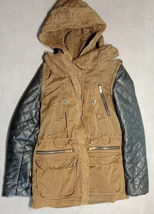 Parka Zara Kaki taille S en très bon état, marque: Zara, état: Très bon état, taille: S / 36 / 8, 19,00 €, 20,65 € Protection acheteurs incluse