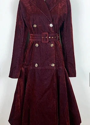 Sportmax (Max Mara) Cappotto trench lungo in velluto burgundy Tg 44 NUOVO, brand: Max Mara, condizioni: Nuovo senza cartellino, taglia: L / IT 44 / EU 40, €350.00, €368.20 include la Protezione acquisti
