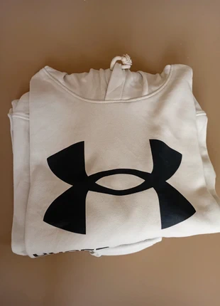 Pull Under Armour, brand: Under Armour, condizioni: Nuovo senza cartellino, taglia: M, €25.00, €26.95 include la Protezione acquisti