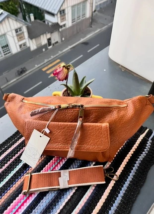Sac banane Marron camel jamais utilisé, staat: Heel goed, € 16,00, € 17,50 inclusief Kopersbescherming