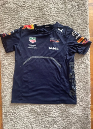 T-shirt puma X red bull, marke: Puma, zustand: Zufriedenstellend, größe: 12 Jahre / 152, 9,90 €, 11,10 € inklusive Vinted-Käuferschutz