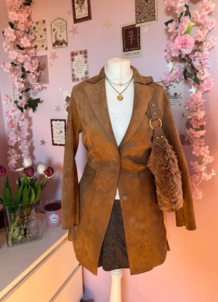 Y2K faux suede jacket, brand: H&M, condition: Good, size: XS / 34 / 6, €18.00, €19.60 includes Buyer Protection